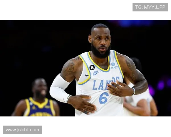 JR谈老詹仍对自己不满 虽未叫暂停但依然视其为历史最佳